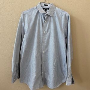 Banana Republic Simple Design Button Down Dress Shirt